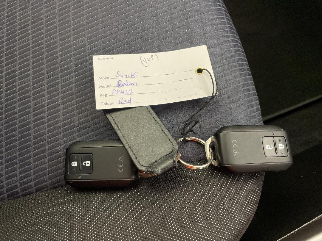 Photo '22' of Suzuki Baleno Photo '22' of Suzuki Baleno