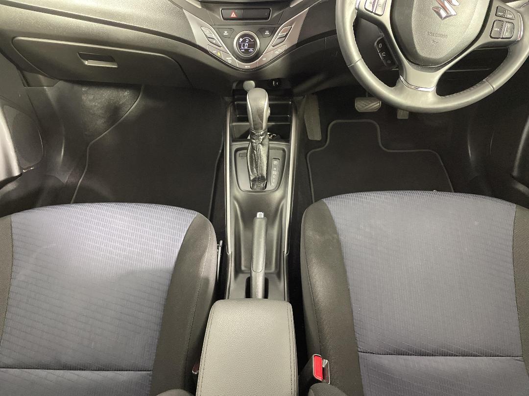 Photo '18' of Suzuki Baleno Photo '18' of Suzuki Baleno