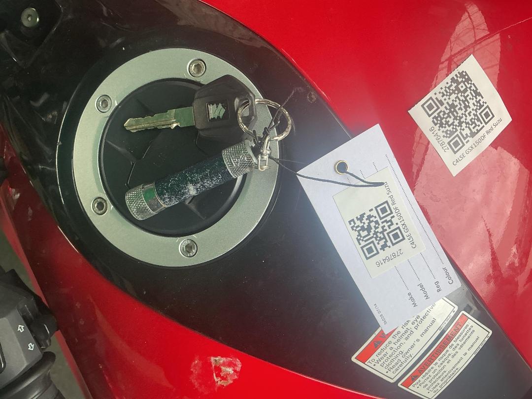 Photo '8' of Suzuki GSX150DF