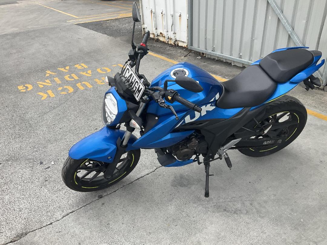 Photo '4' of Suzuki GSX250 RL Photo '4' of Suzuki GSX250 RL