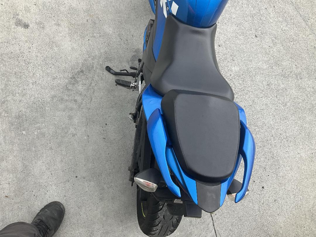 Photo '11' of Suzuki GSX250 RL Photo '11' of Suzuki GSX250 RL