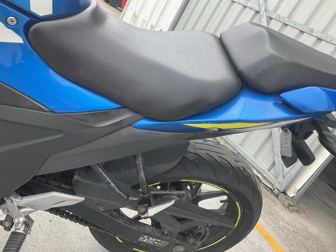 Photo '17' of Suzuki GSX250 RL Photo '17' of Suzuki GSX250 RL