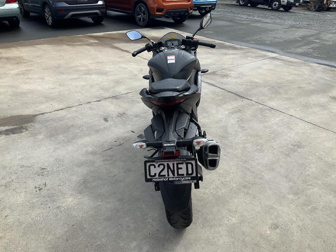 Photo '4' of Suzuki GSX250 Frlm2