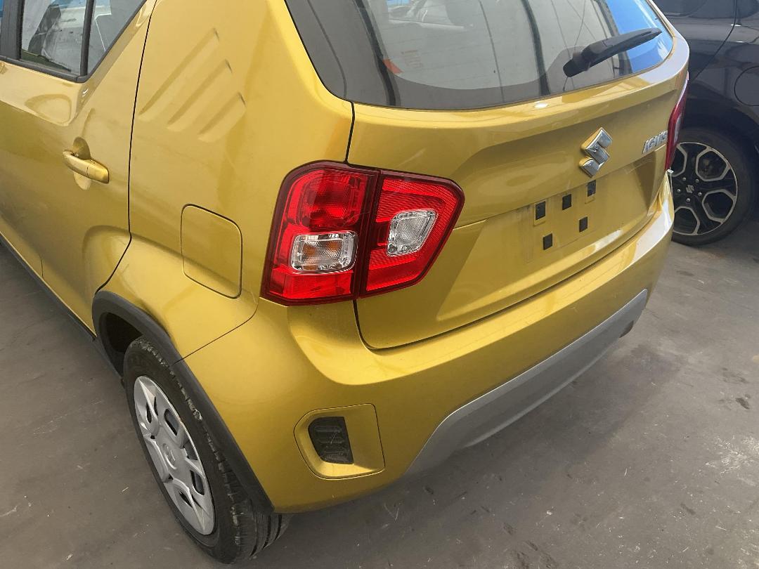 Photo '10' of Suzuki Ignis GLX Photo '10' of Suzuki Ignis GLX