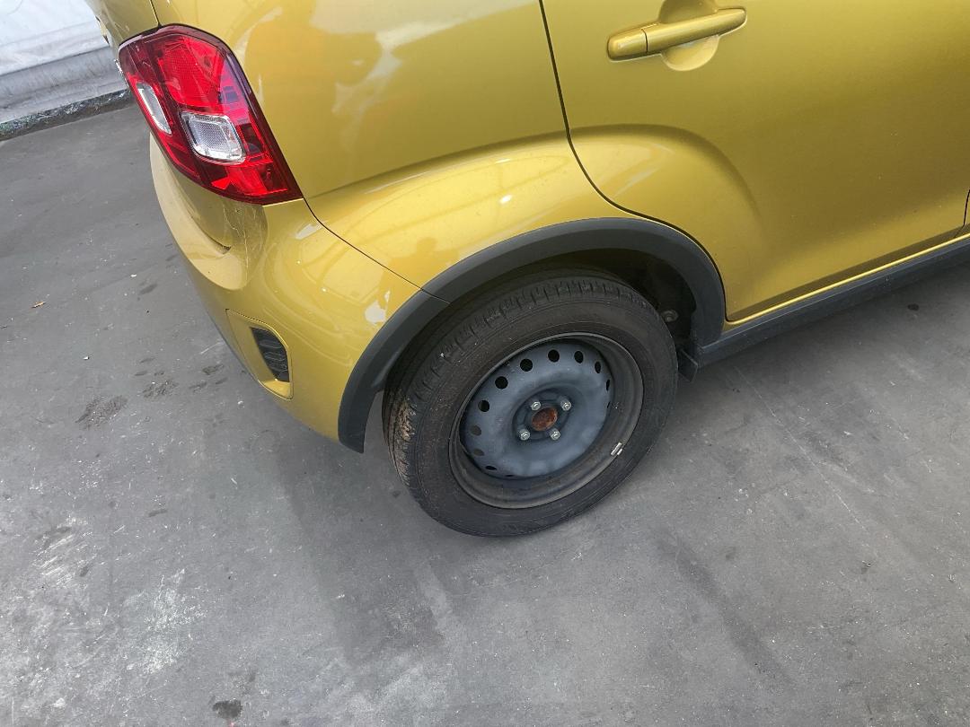 Photo '13' of Suzuki Ignis GLX Photo '13' of Suzuki Ignis GLX