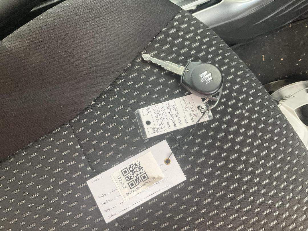 Photo '18' of Suzuki Ignis GLX Photo '18' of Suzuki Ignis GLX