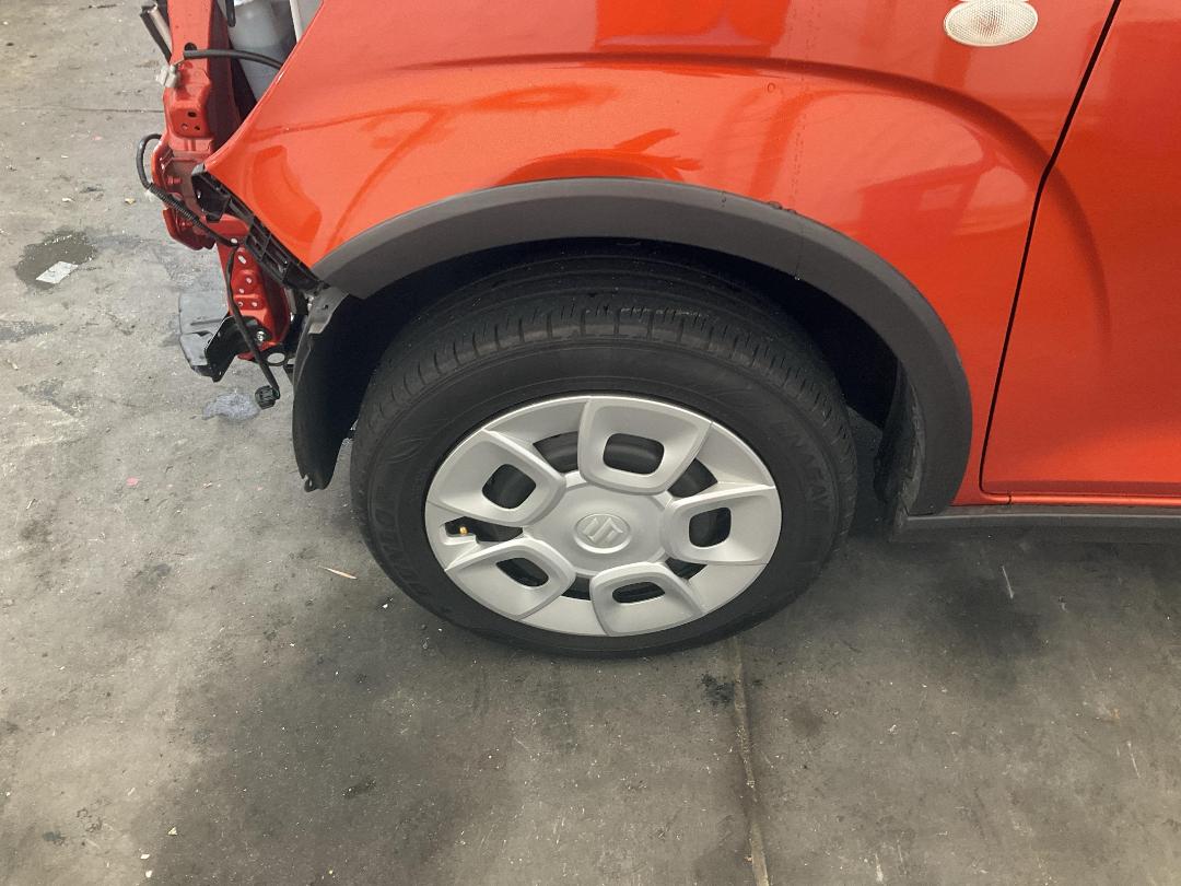 Photo '17' of Suzuki Ignis GLX