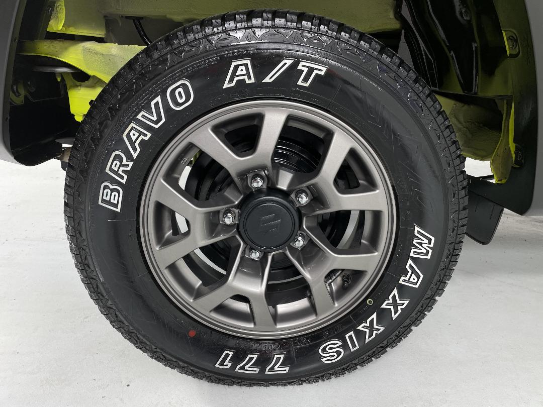 Photo '12' of Suzuki Jimny