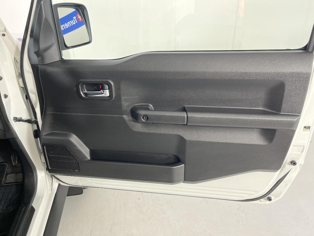 Photo '15' of Suzuki Jimny