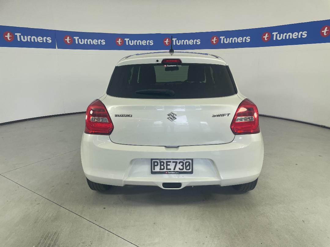 Photo '6' of Suzuki Swift