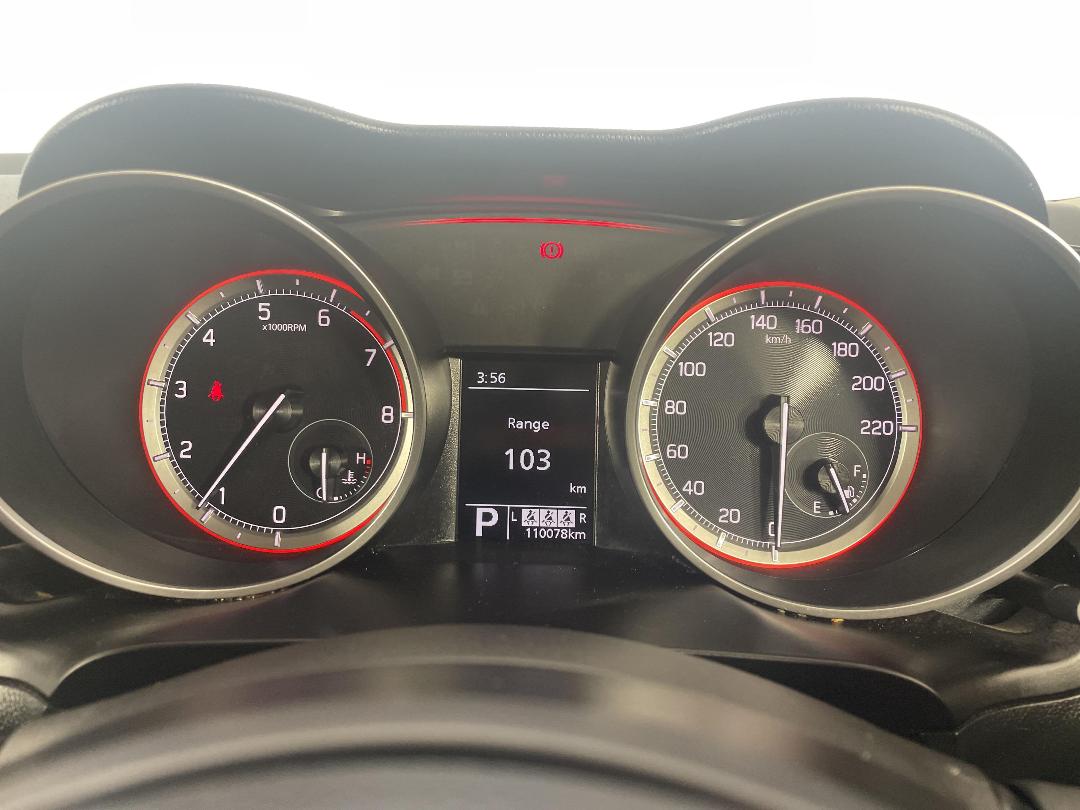 Photo '21' of Suzuki Swift