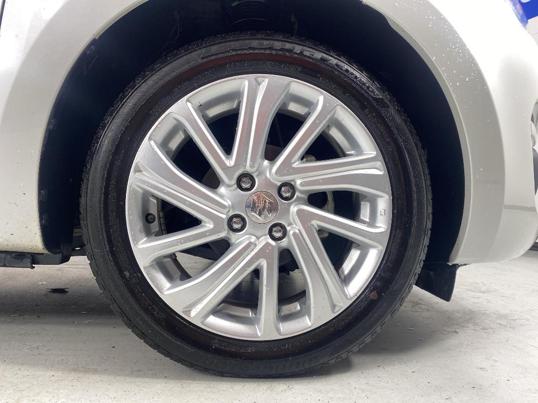 Photo '9' of Suzuki Swift