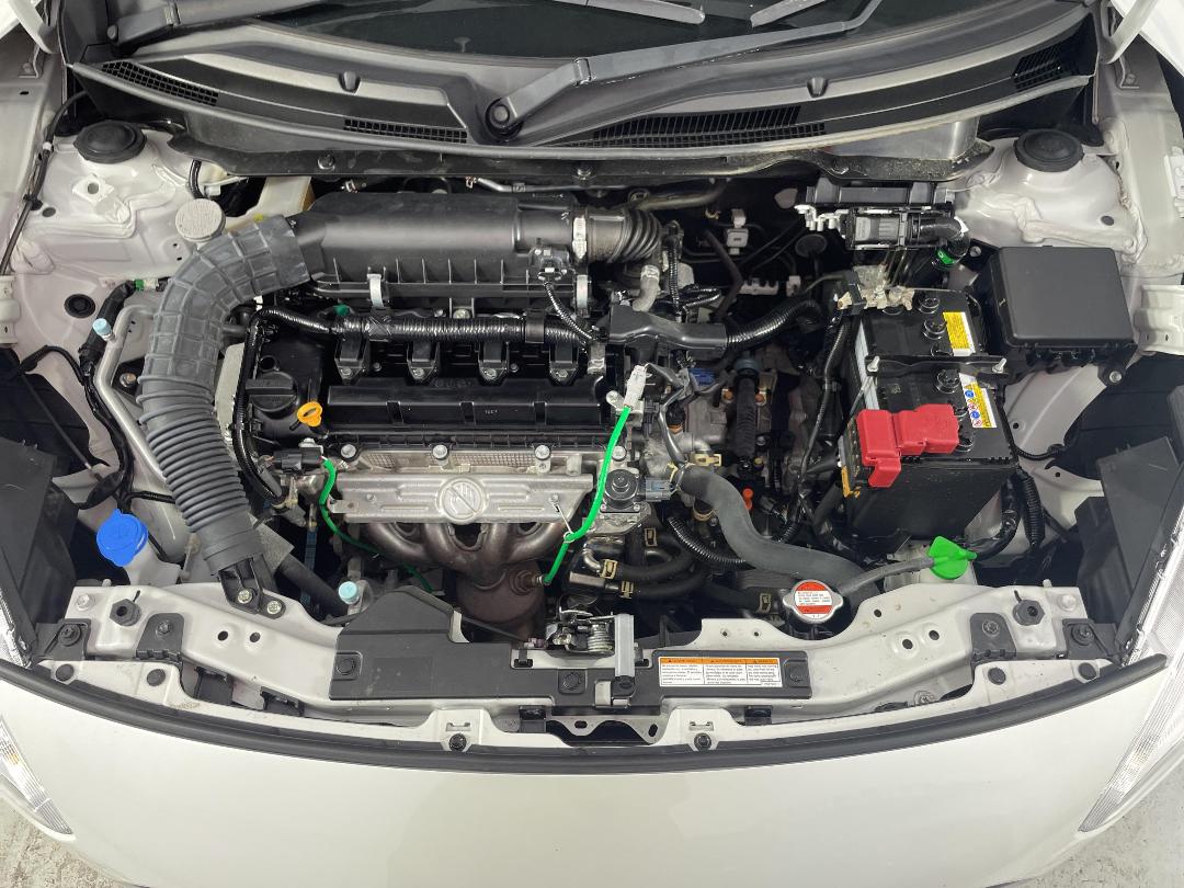 Photo '13' of Suzuki Swift