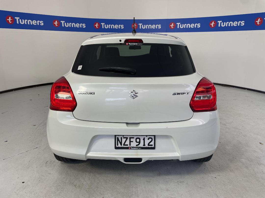 Photo '6' of Suzuki Swift