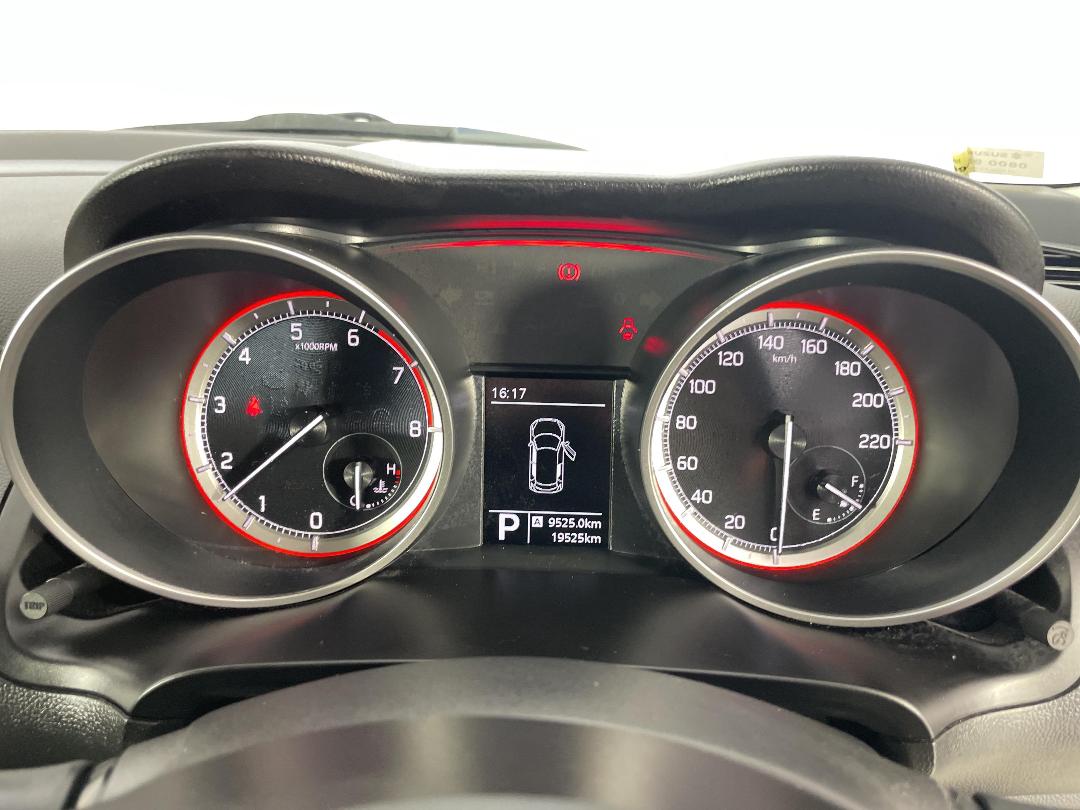 Photo '21' of Suzuki Swift