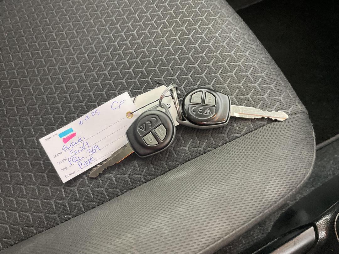 Photo '22' of Suzuki Swift