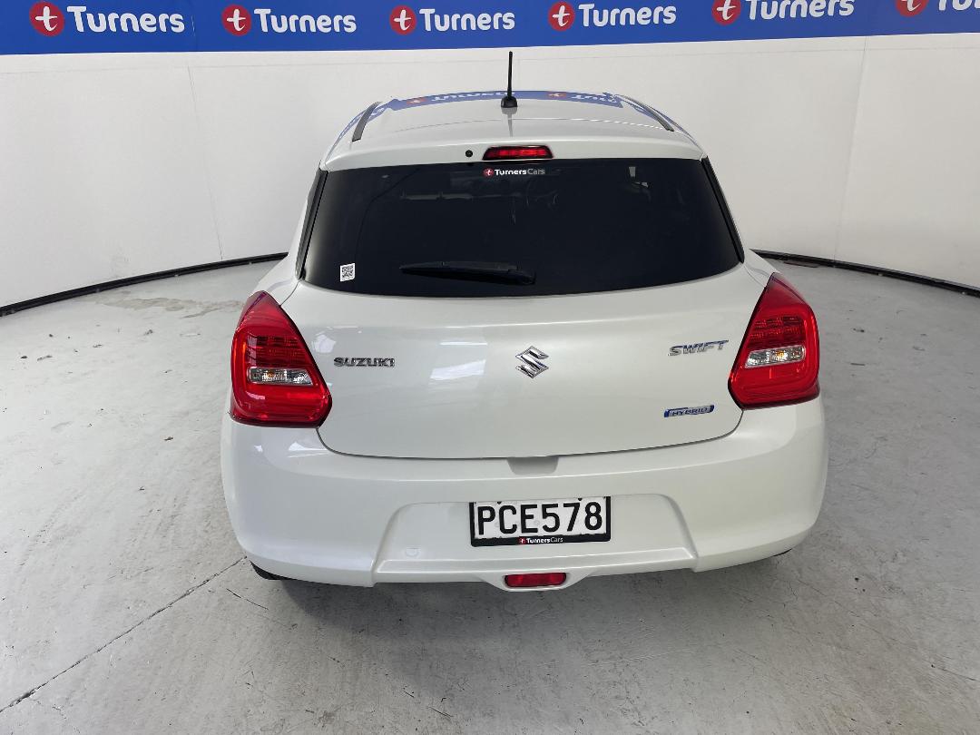 Photo '6' of Suzuki Swift