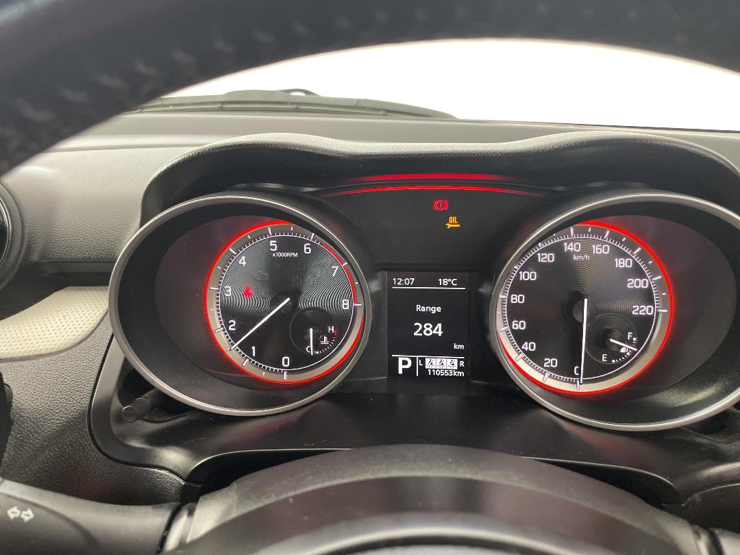 Photo '21' of Suzuki Swift