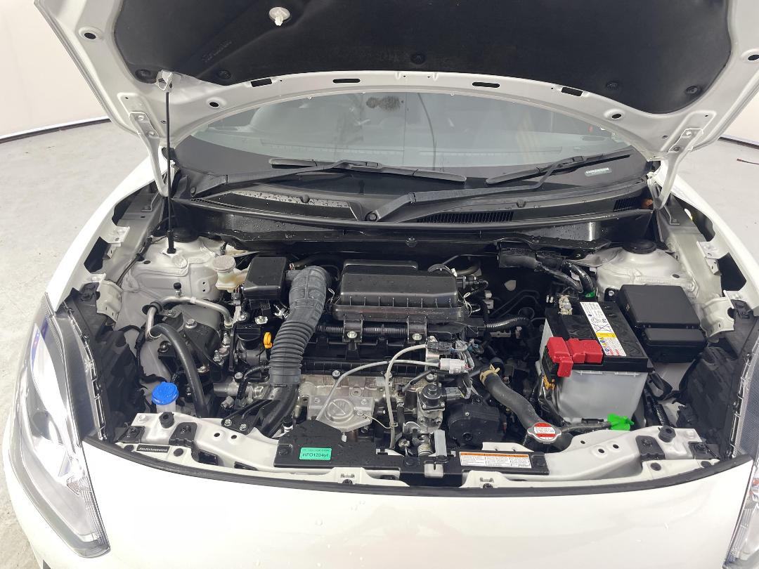 Photo '13' of Suzuki Swift