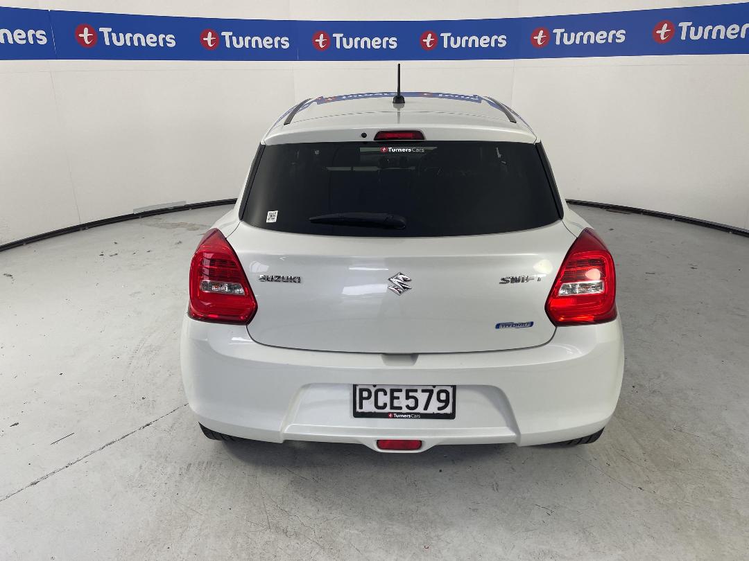 Photo '6' of Suzuki Swift