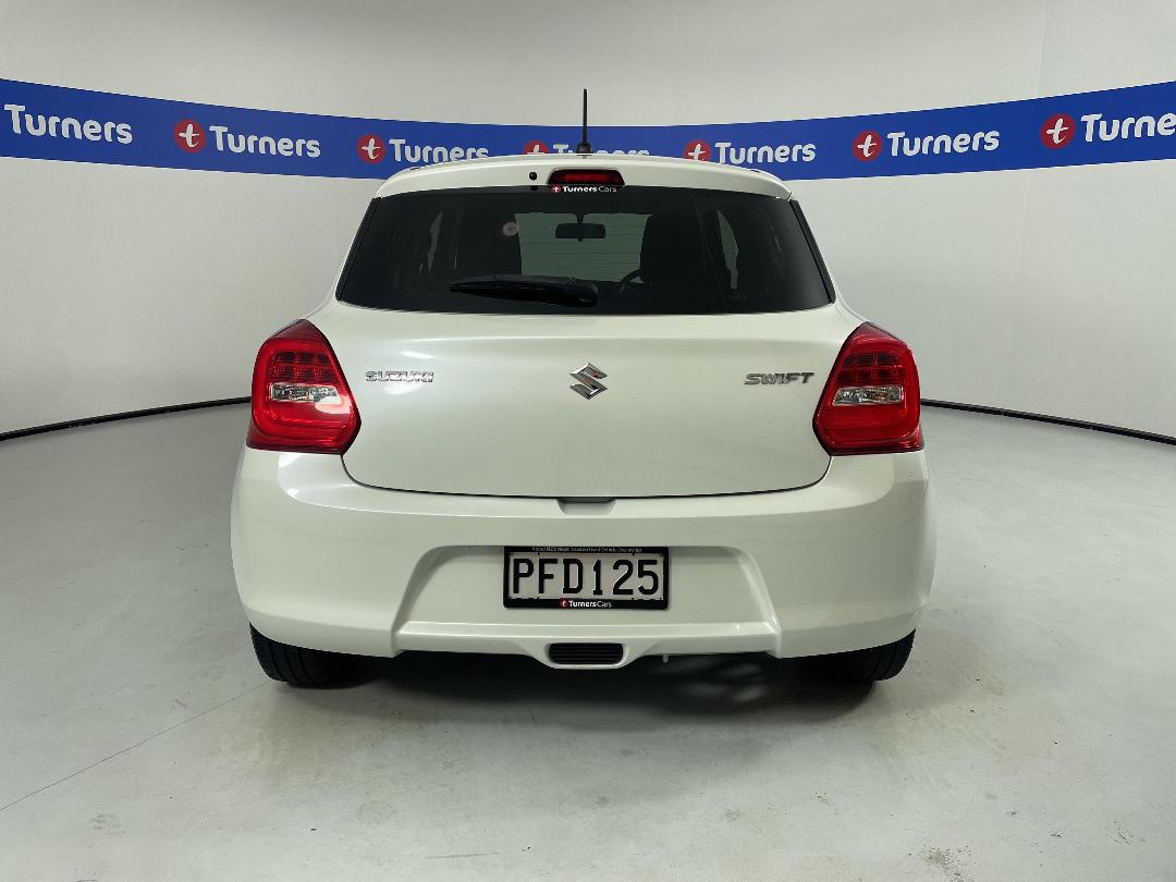 Photo '6' of Suzuki Swift Photo '6' of Suzuki Swift