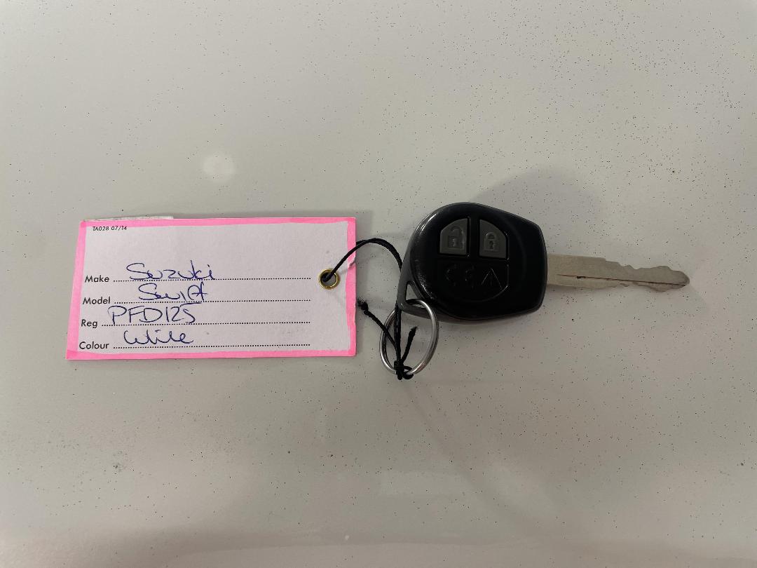 Photo '22' of Suzuki Swift Photo '22' of Suzuki Swift