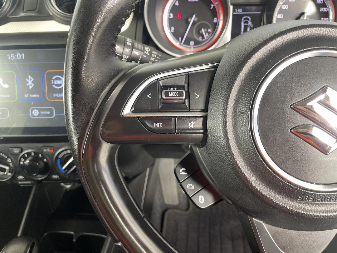 Photo '23' of Suzuki Swift Photo '23' of Suzuki Swift