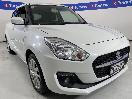 Thumbnail '1' of Suzuki Swift