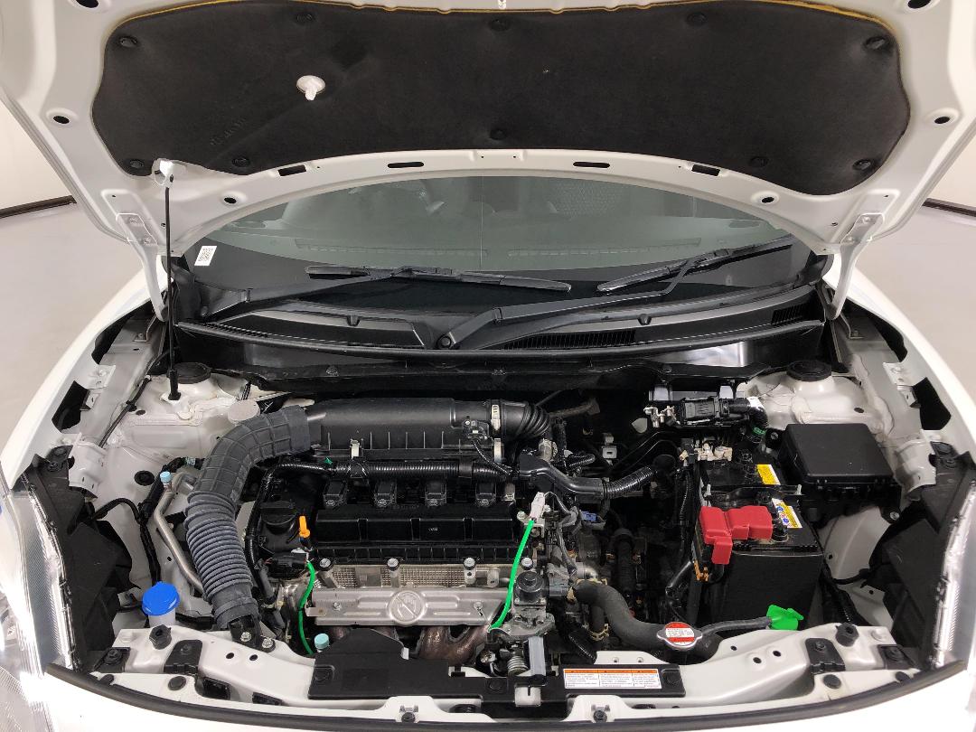 Photo '13' of Suzuki Swift