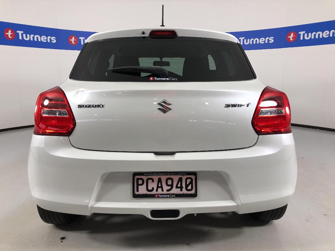 Photo '6' of Suzuki Swift