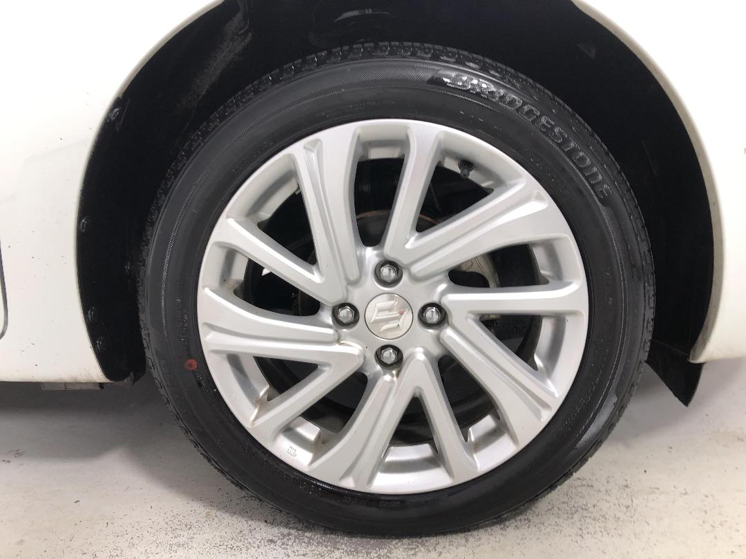 Photo '9' of Suzuki Swift Photo '9' of Suzuki Swift