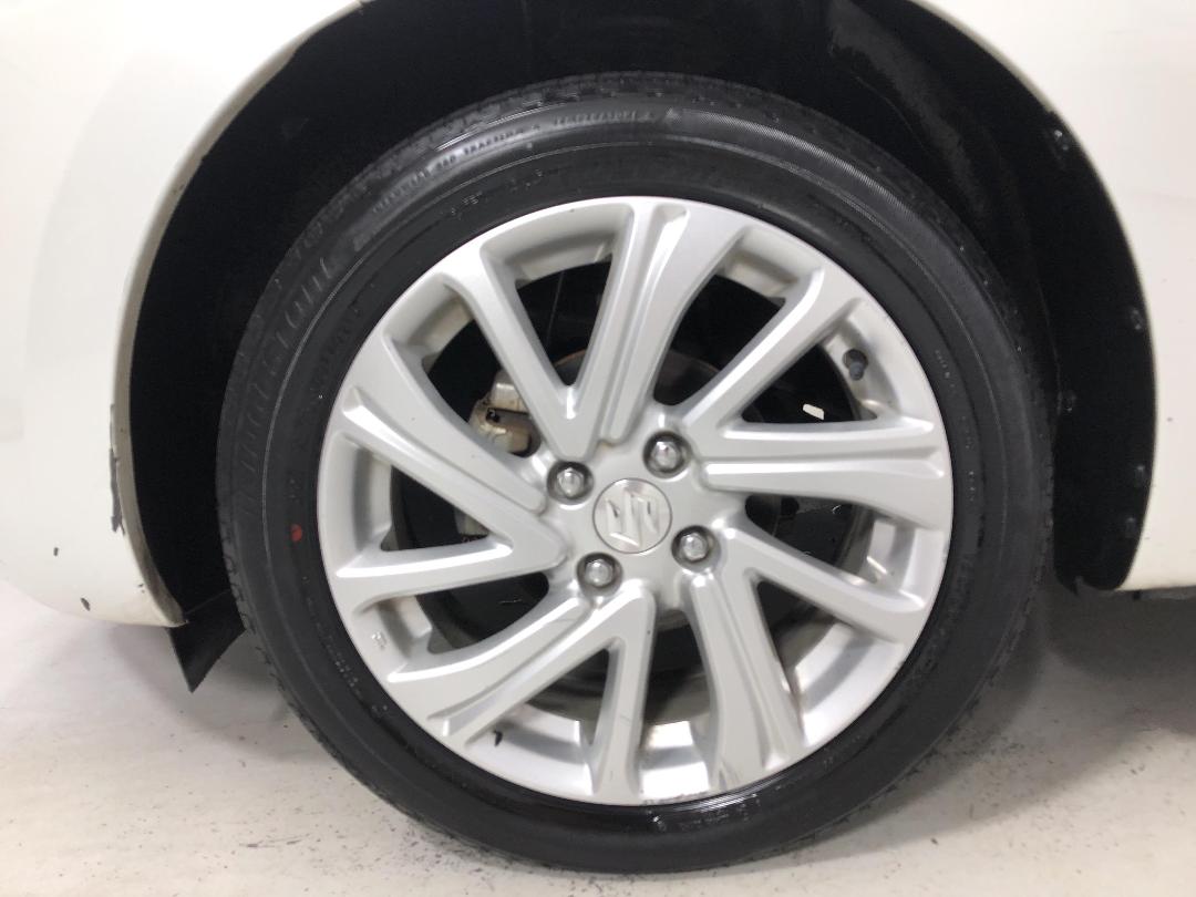 Photo '10' of Suzuki Swift Photo '10' of Suzuki Swift