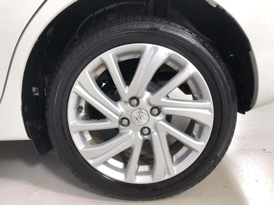 Photo '11' of Suzuki Swift Photo '11' of Suzuki Swift