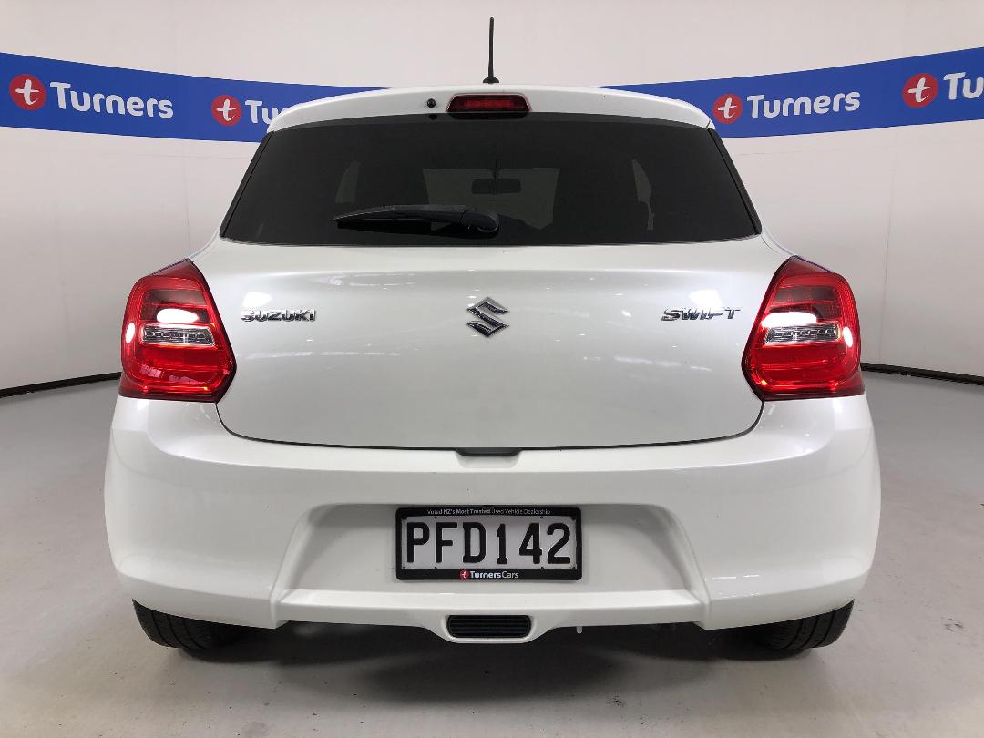 Photo '6' of Suzuki Swift Photo '6' of Suzuki Swift