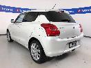 Thumbnail '5' of Suzuki Swift