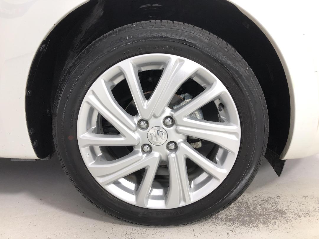 Photo '9' of Suzuki Swift