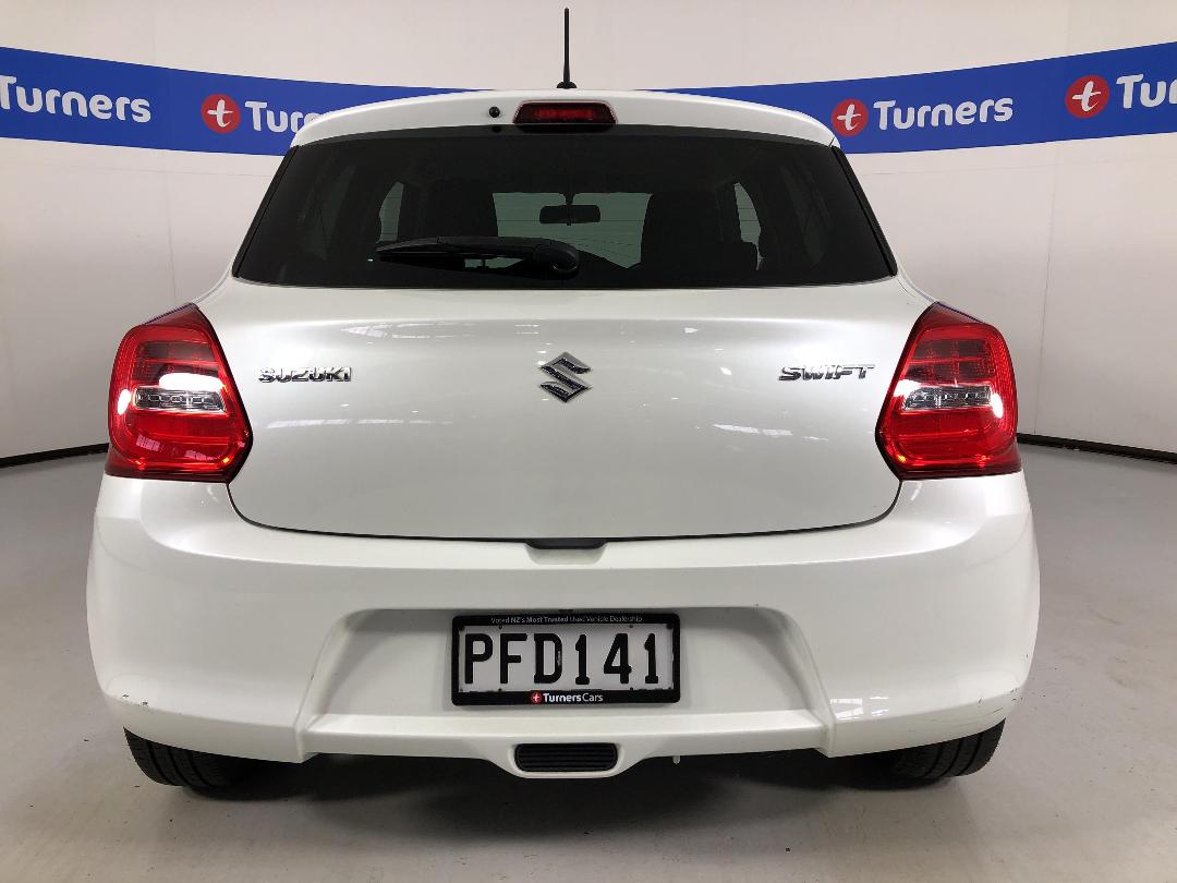 Photo '6' of Suzuki Swift