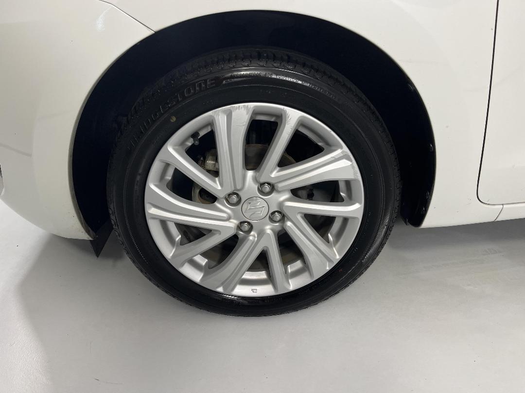 Photo '10' of Suzuki Swift