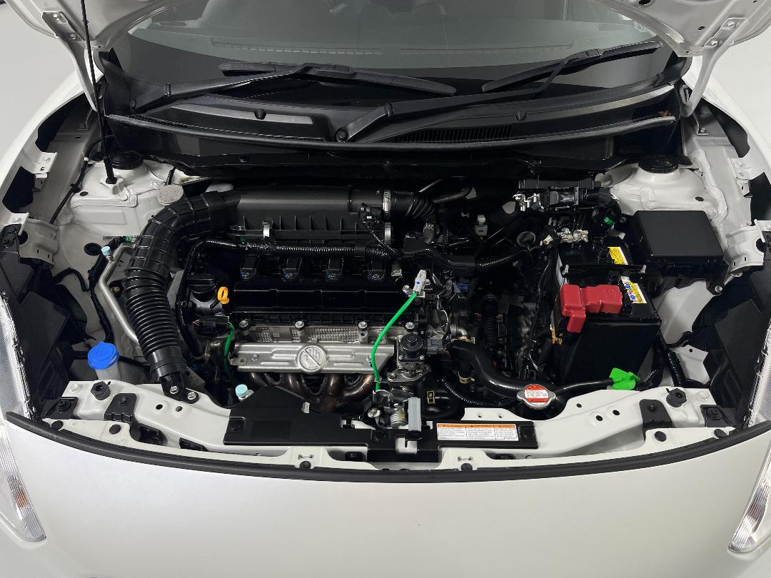 Photo '13' of Suzuki Swift