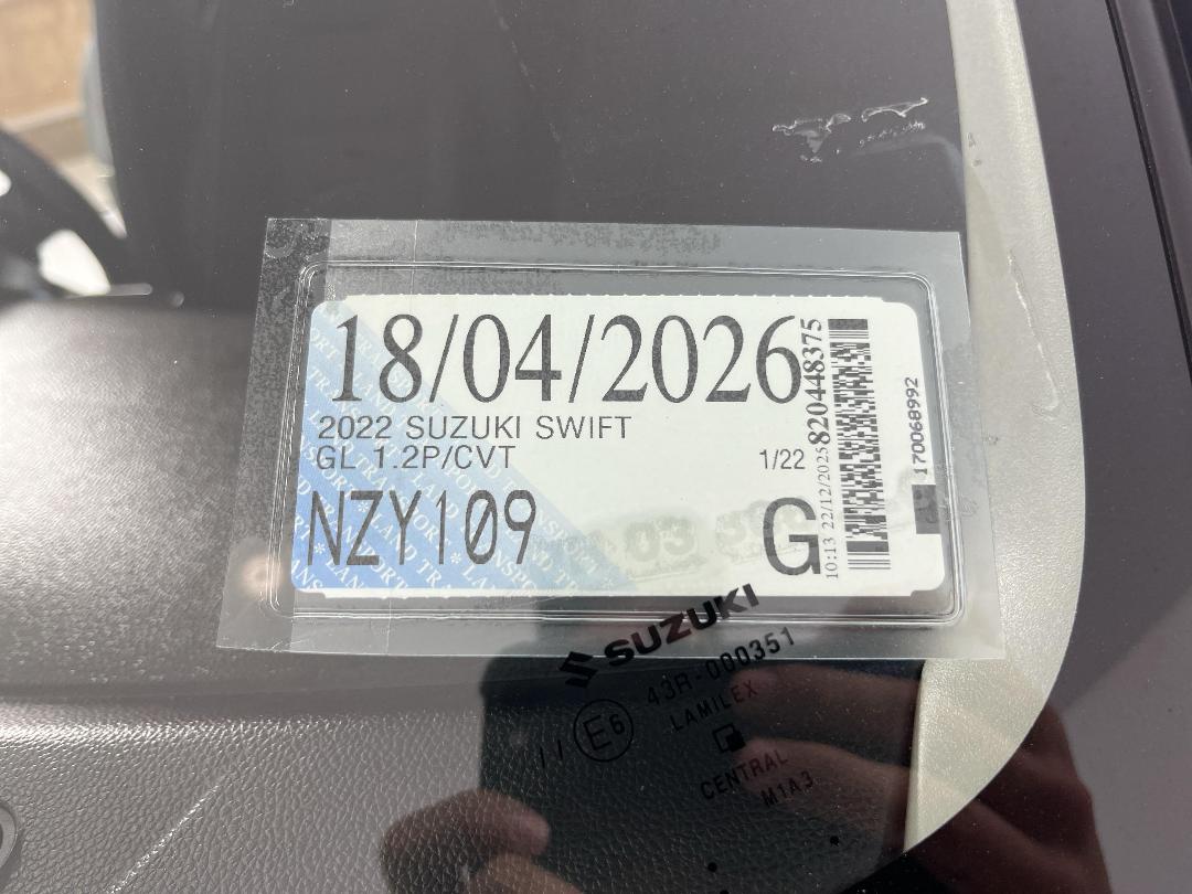 Photo '31' of Suzuki Swift Photo '31' of Suzuki Swift