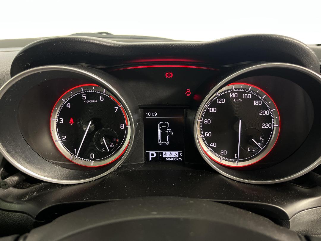 Photo '21' of Suzuki Swift Photo '21' of Suzuki Swift