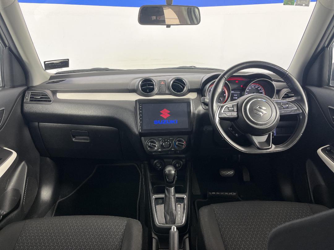 Photo '17' of Suzuki Swift Photo '17' of Suzuki Swift