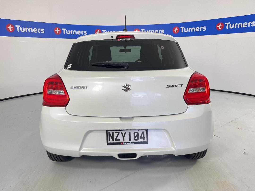 Photo '6' of Suzuki Swift