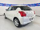 Thumbnail '5' of Suzuki Swift