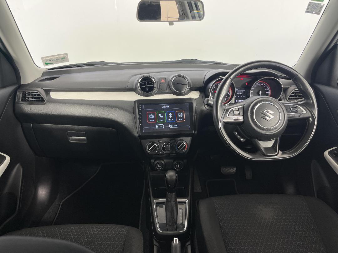 Photo '17' of Suzuki Swift