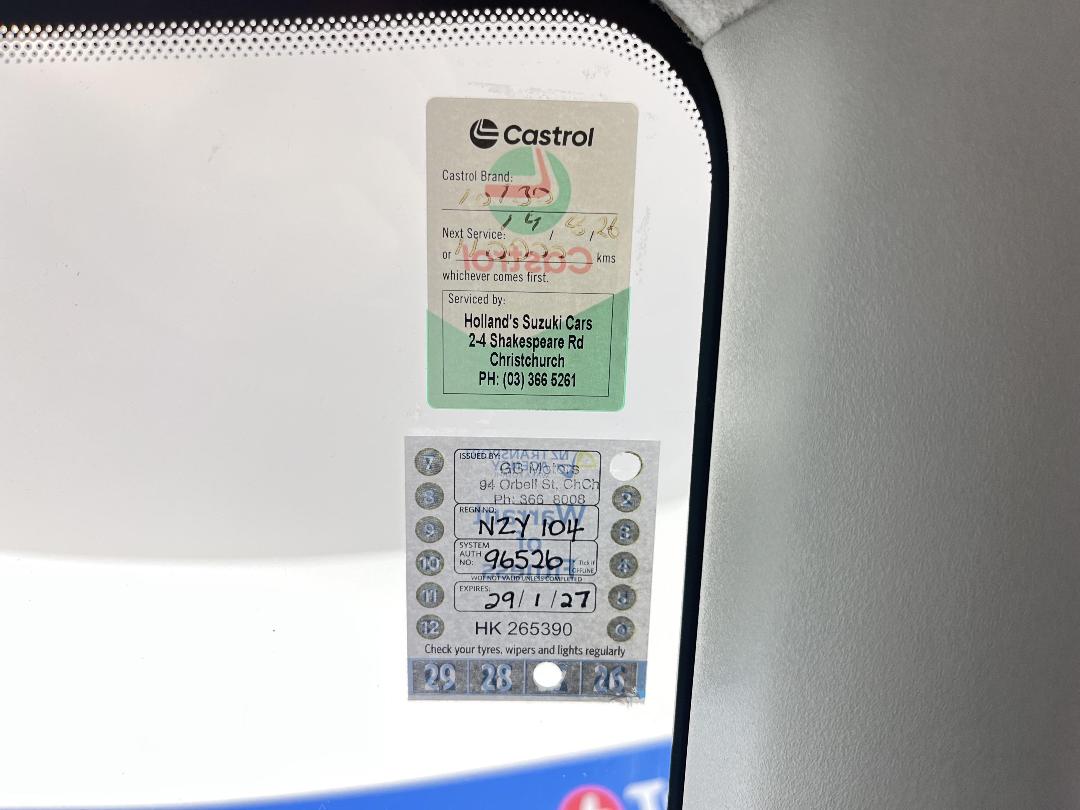 Photo '29' of Suzuki Swift