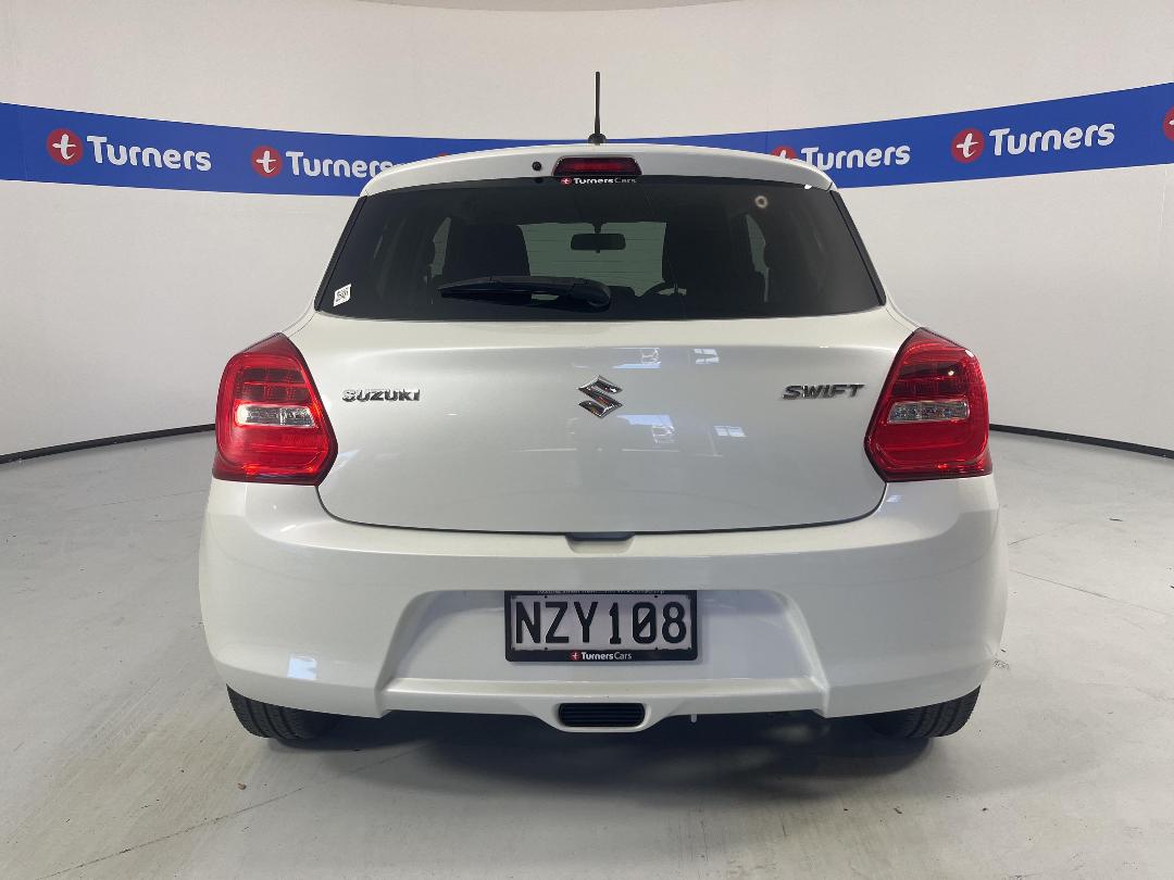 Photo '6' of Suzuki Swift Photo '6' of Suzuki Swift