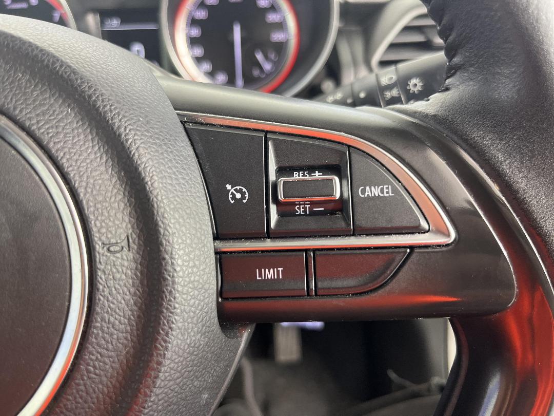 Photo '23' of Suzuki Swift Photo '23' of Suzuki Swift