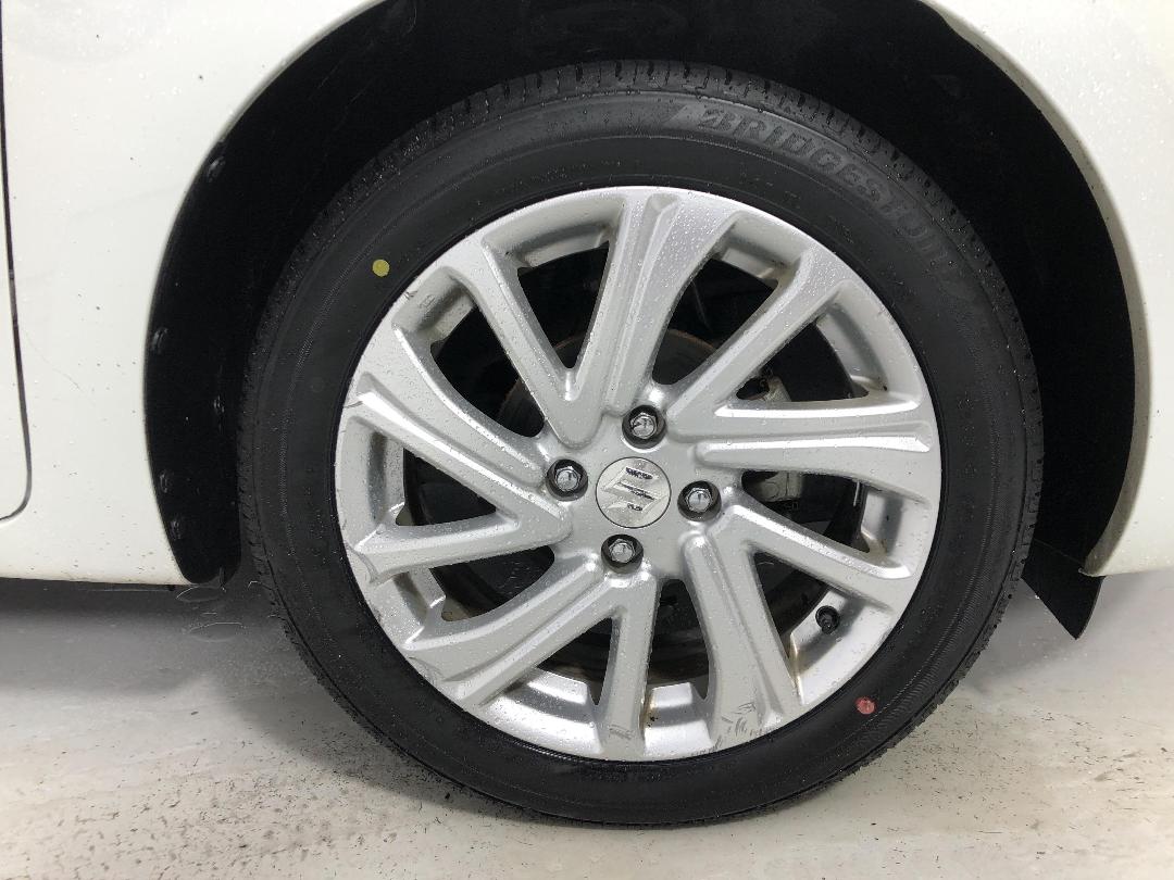 Photo '9' of Suzuki Swift