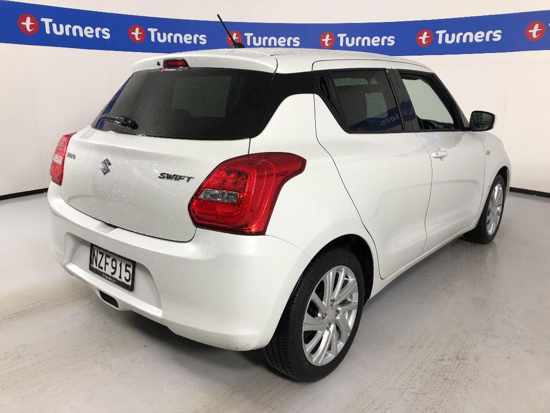 Photo '7' of Suzuki Swift